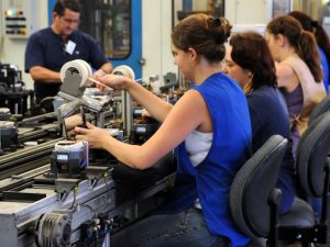 Câmara aprova Estatuto do Aprendiz e prevê aumento de vagas para 1,2 milhão