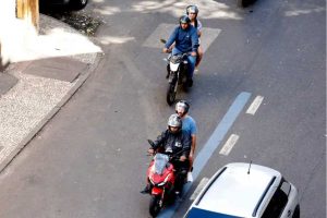 Nova regra para capacetes começa a valer no dia 1º de julho, e motoristas de todo o país devem ficar atentos