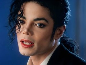 Michael Jackson é acusado de abuso sexual por família que o defendeu no passado
