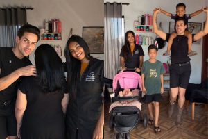 Influenciador de Itumbiara emociona a web ao contar história de cabeleireira com salão na garagem