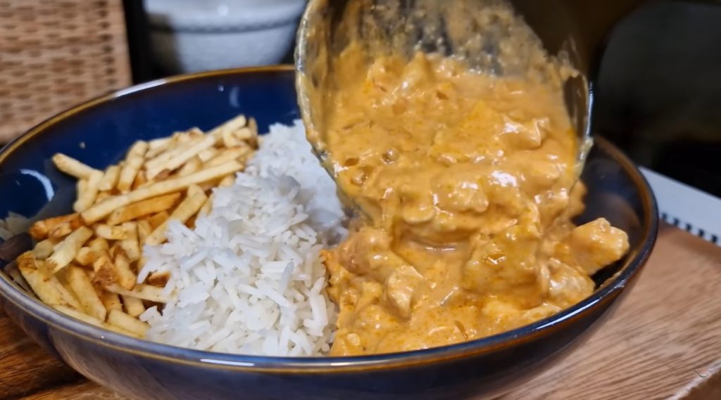 O segredo da cremosidade do strogonoff está no tempero aplicado desde o início do preparo