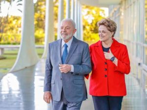 Lula reúne Dilma e ex-ministros no Alvorada para homenagear ex-presidente 10 anos após impeachment