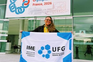 Com professora da UFG, alunas fazem história em olimpíada de matemática na Europa