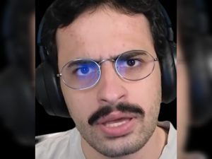 Youtuber Orochinho tenta anular pagamento de indenização por vídeo sobre bebê