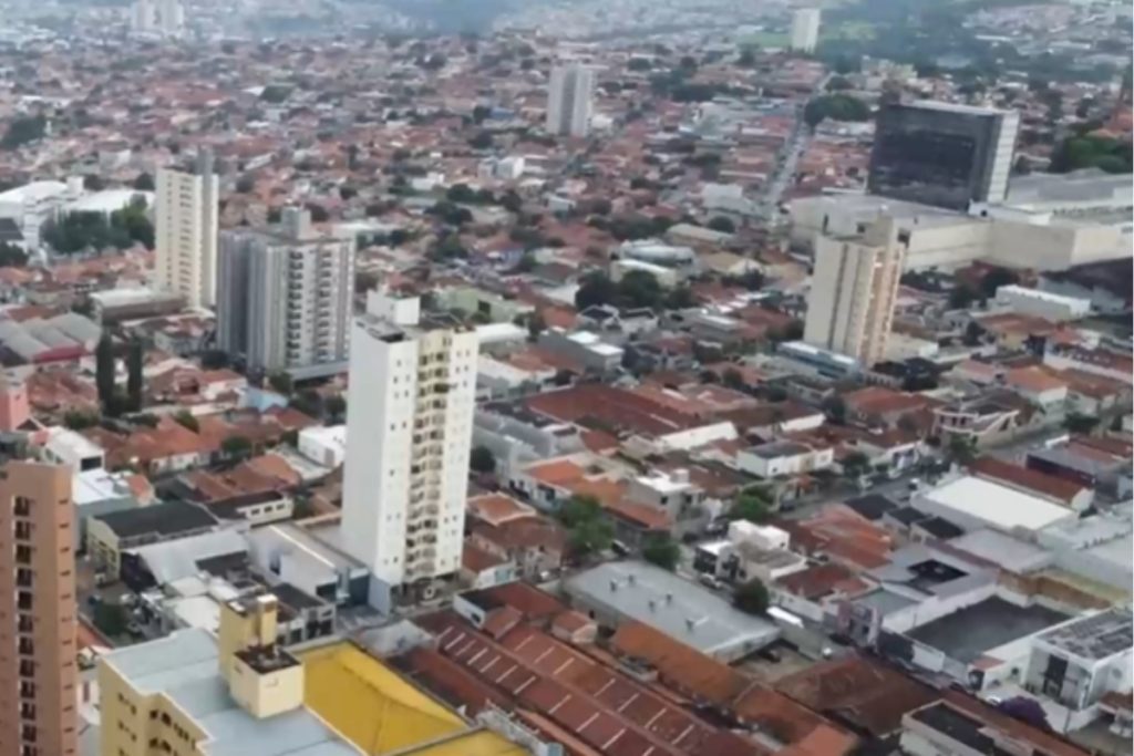 Município avisa que vai negativar cerca de 35 mil devedores de IPTU e outros débitos