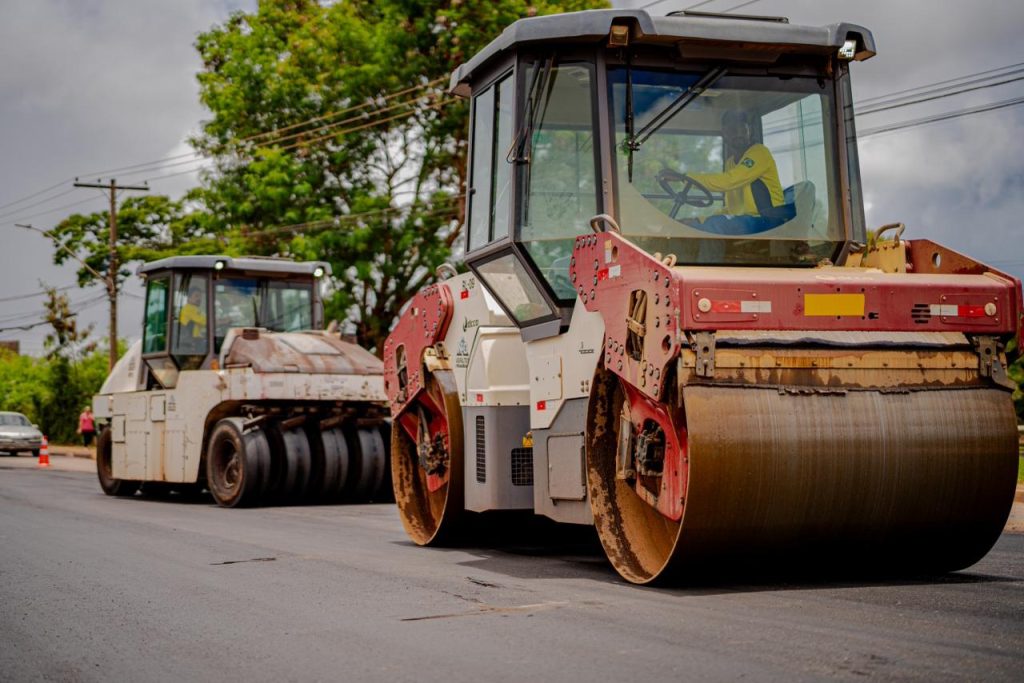 Prefeitura inicia recapeamento em 15 bairros de Anápolis com investimento de R$ 10 milhões; veja lista