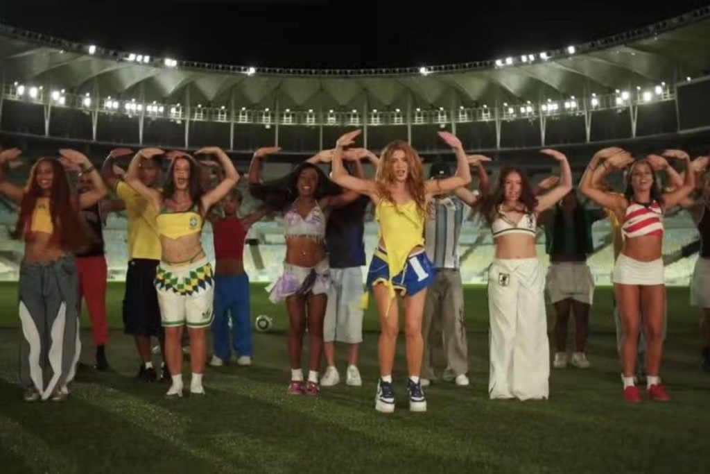 Shakira anuncia música oficial da Copa de 2026 gravada no Maracanã