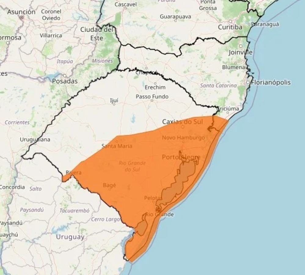 Imnet alerta para vendaval de 100 km/h e tempestades em 10 estados brasileiros