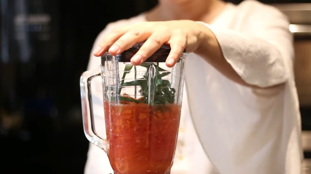 Suco poderoso para voltar a ter energia viraliza pela combinação nutritiva e refrescante
