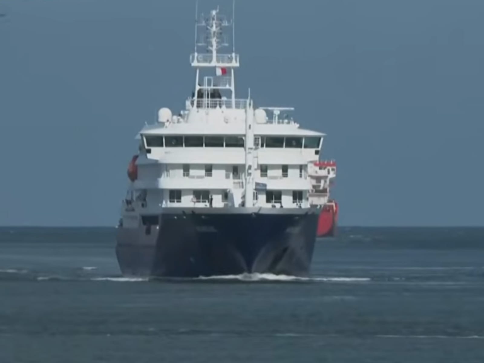 Navio atingido por hantavírus voltará a navegar em junho após desinfecção
