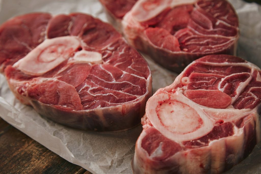 Fraldinha, costela e contrafilé lideram entre os cortes brasileiros mais valorizados no churrasco