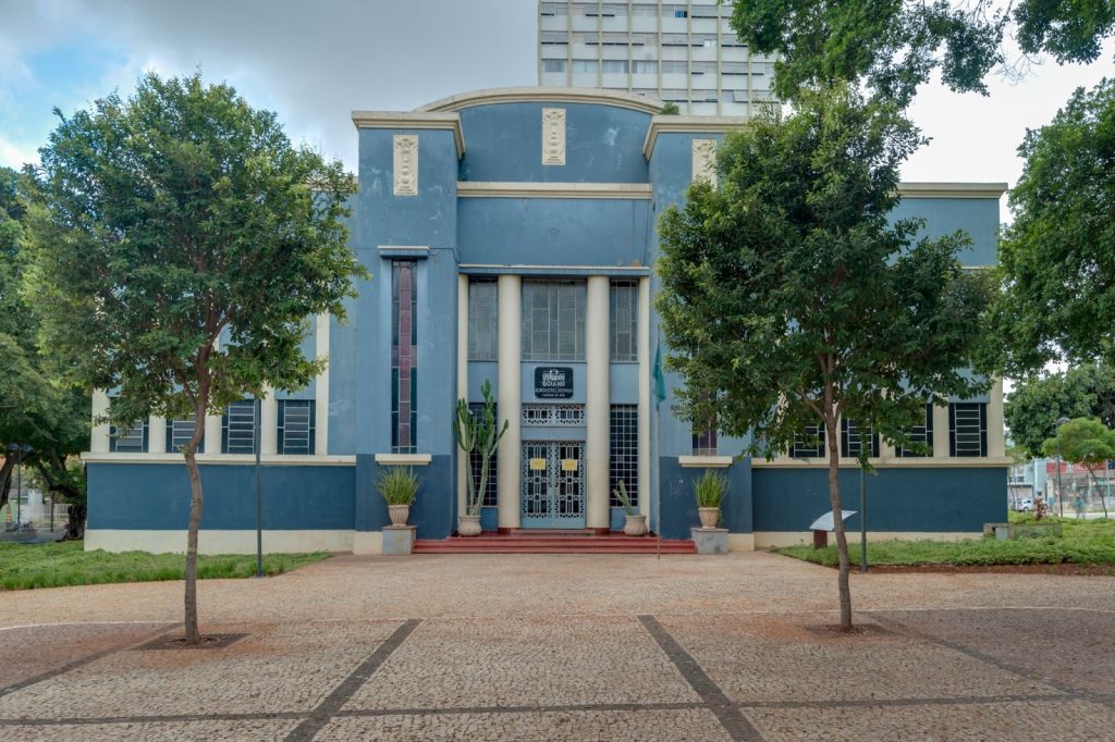 Museu Zoroastro Artiaga é um dos exemplos de Art Déco em Goiânia.