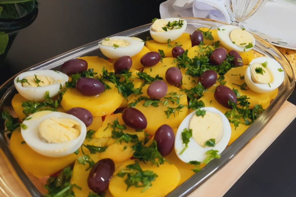 Sardinha, batata e brócolis formam uma combinação que pode trazer diversos benefícios para o organismo