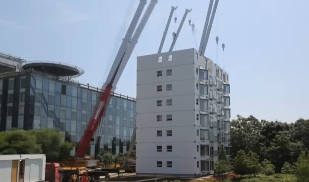 O prédio de 10 andares construído em menos de 29 horas que pode mudar a construção civil