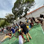 Alunos de colégio de Anápolis resgatam tradição e pintam rua para a Copa do Mundo