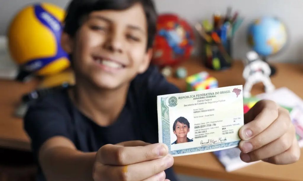 Nova Carteira de Identidade pode ser emitida sem agendamento em Goiás; confira as regras