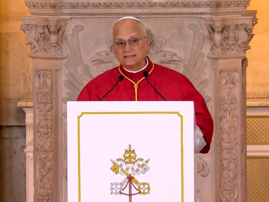 Papa diz que Deus está ao lado dos pobres em missa com 1,2 milhão em Madri