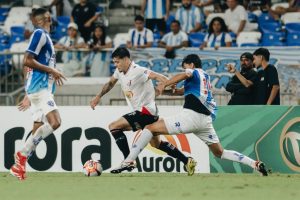 Anápolis sofre gols nos acréscimos, perde para o Paysandu e fica com vice da Copa Verde