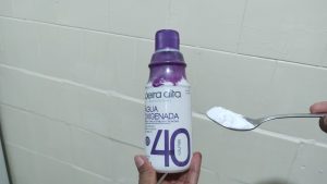 bicarbonato de sódio com água oxigenada