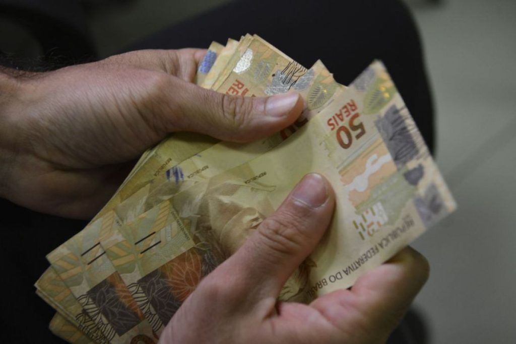 Conheça as 10 profissões com os maiores salários em Goiás