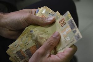 Conheça as 10 profissões com os maiores salários em Goiás
