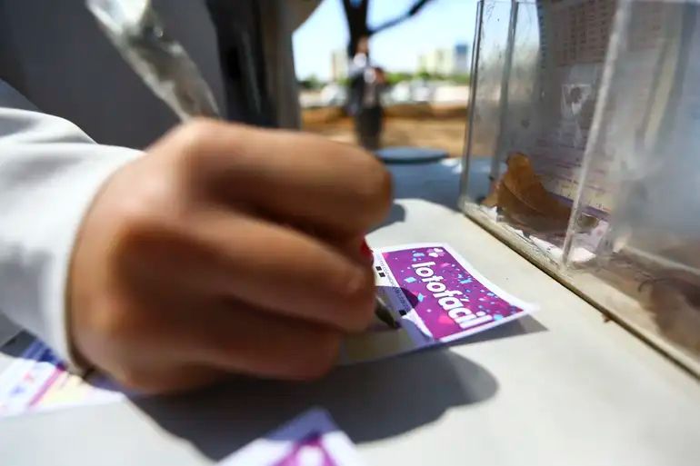 Bilhete vencedor foi registrado na Loteria Sonho Dourado, no município de Goiás. (Foto: Marcelo Camargo/Agência Brasil)