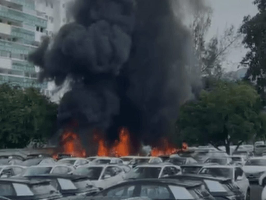 Dois helicópteros se chocam e deixam seis mortos no Rio
