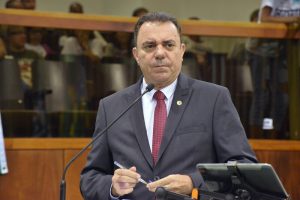 Luis César Bueno