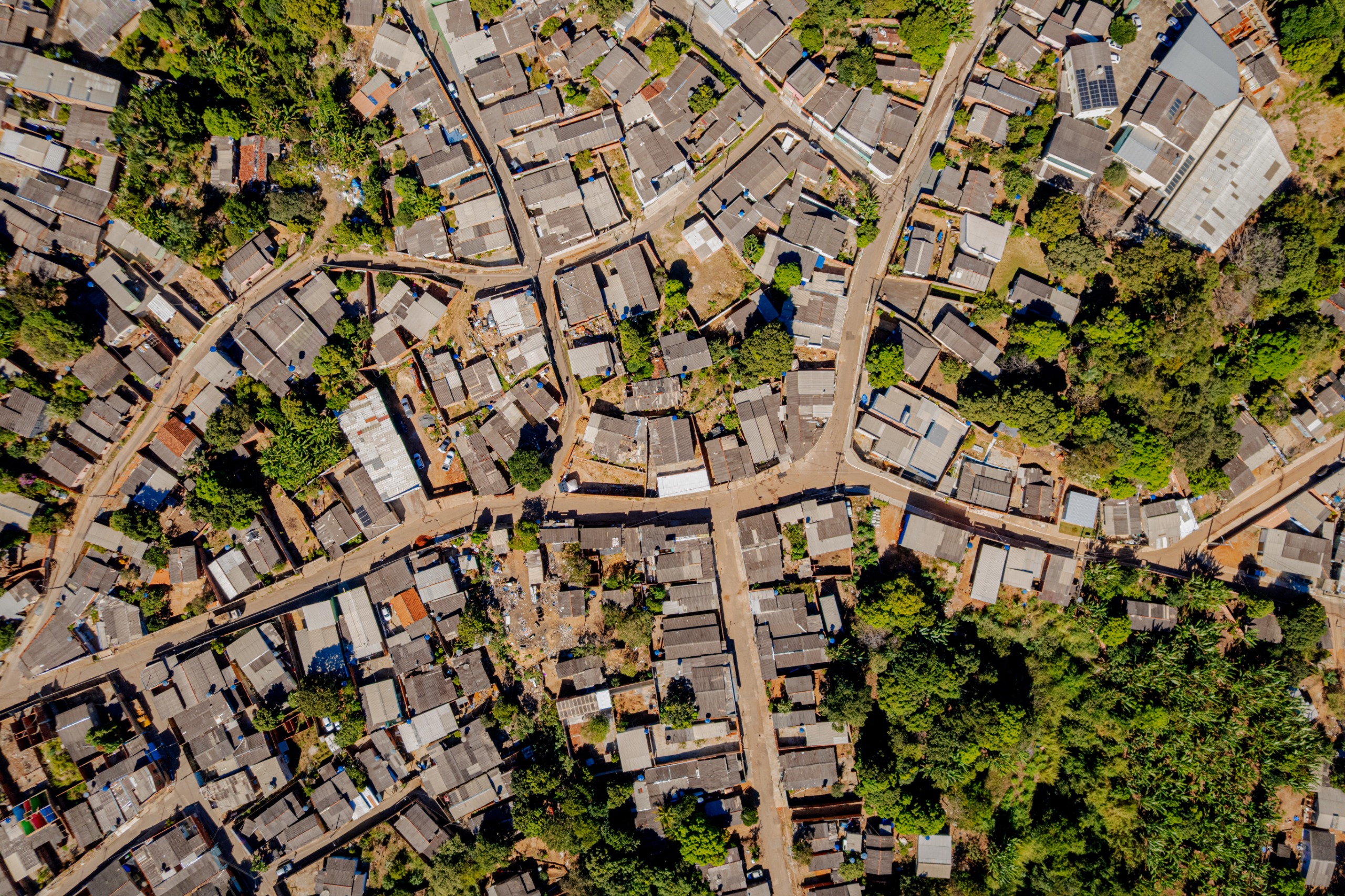 Vista aérea do bairro Novo Paraíso, região conhecida como Morro do Cachimbo. (Foto: Paulo de Tarso/Prefeitura de Anápolis)