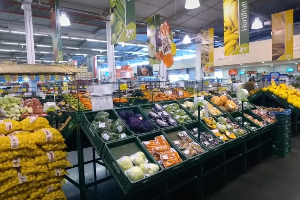Rede de supermercados que vai substituir o Carrefour projeta investimento milionário e vagas de emprego