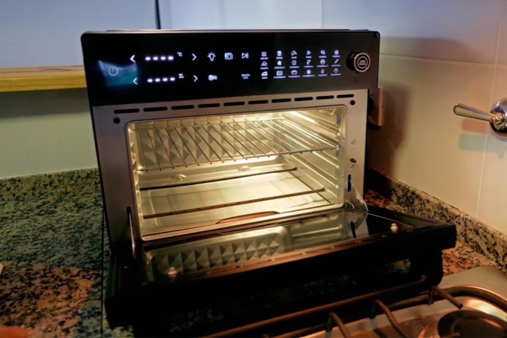 Fim de uma era: novo eletrodoméstico promete substituir a airfryer nas cozinhas