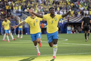 Brasil enfrenta a Escócia nesta quarta em duelo decisivo por vaga no mata-mata