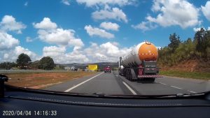 BR-040: a história da primeira rodovia pavimentada do Brasil. (Foto: Captura de tela/YouTube)
