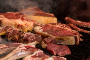 Para o churrasco render sem gastar com picanha