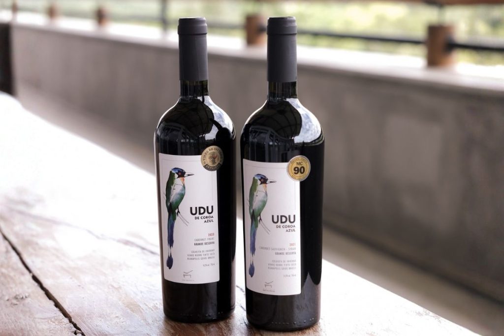 Udu de Coroa Azul Grande Reserva Cabernet Franc 2023 recebeu 95 pontos e medalha de ouro no Decanter World Wine Awards 2026, em Londres. (Foto: Reprodução/Instagram/@vinicolasaopatricio)