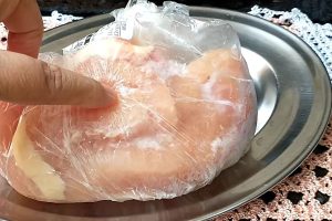 Especialistas explicam por que Descongelar Carne da forma correta faz toda a diferença para evitar riscos à saúde