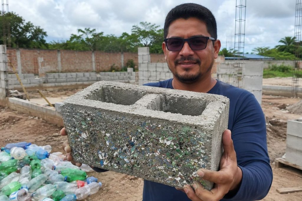 Tecnologia desenvolvida em Roraima reaproveita resíduos plásticos e pode reduzir custos, desperdício e etapas da construção