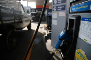 Governo Lula anuncia redução de R$ 0,35 por litro na subvenção do diesel a partir de 1º de julho