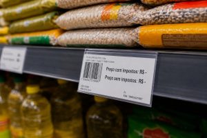 Supermercados podem ser obrigados a colocar preços sem impostos