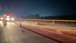 Homem morreu atropelado após tentar atravessar a BR-153.