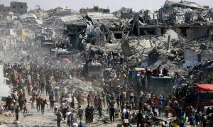 Faixa de Gaza segue marcada pela destruição causada pela guerra, enquanto o Hamas anuncia mudanças na administração do território em meio às negociações por um acordo de paz. (Foto: Agencia Brasil)