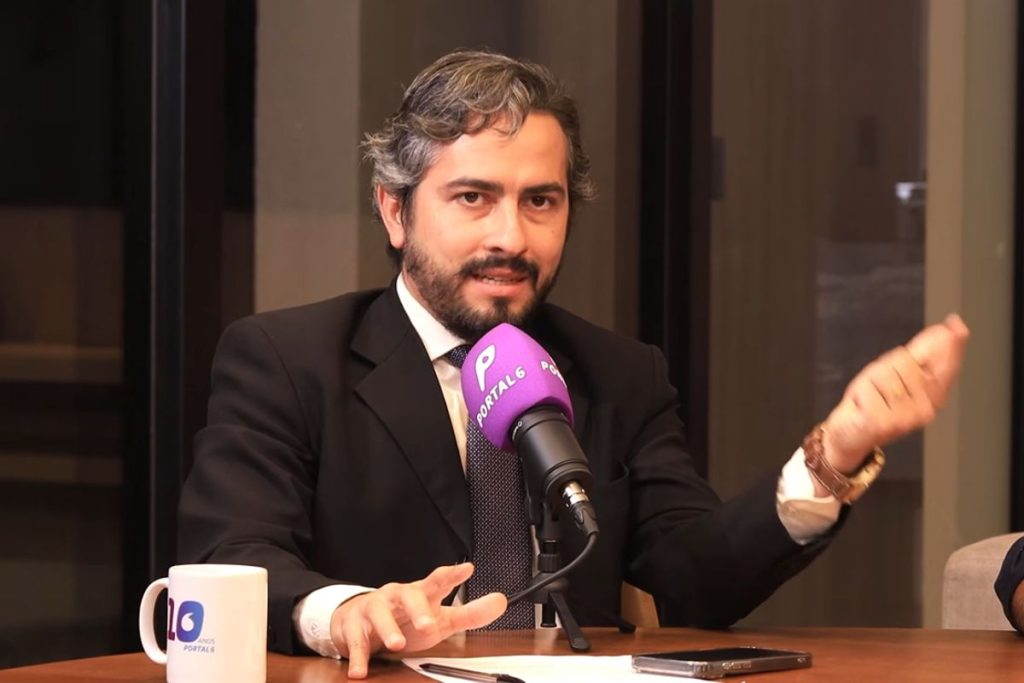 Diretor jurídico da Urban, Carlos Leão