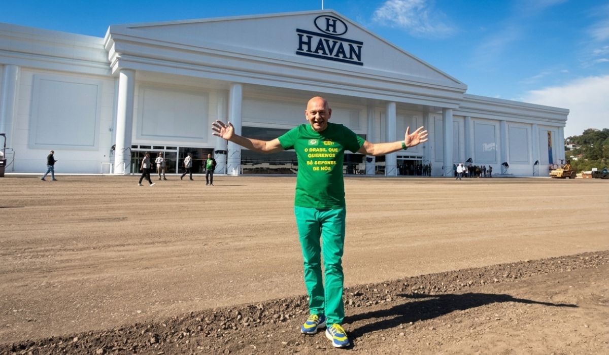 Luciano Hang visita obra de R$ 100 milhões e confirma nova loja da Havan o hang