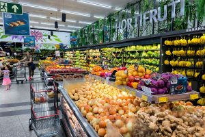 Cidade goiana aprova fechamento de supermercados aos domingos e feriados