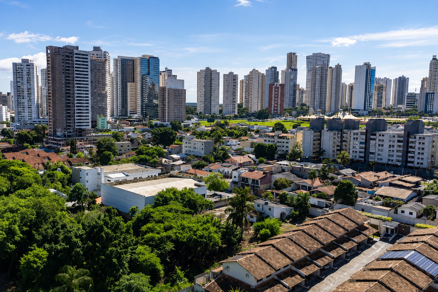 Quanto é preciso ganhar para financiar um imóvel em Goiânia? Veja valores por bairro
