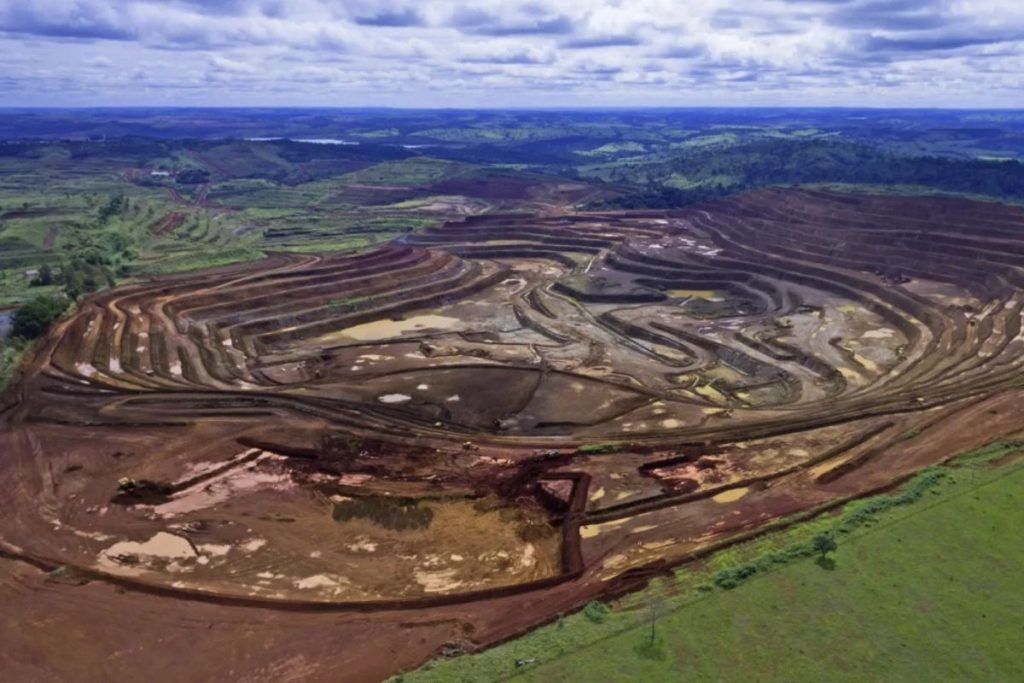 Gigante do setor agrícola anuncia paralisação de fábrica em Catalão por crise global