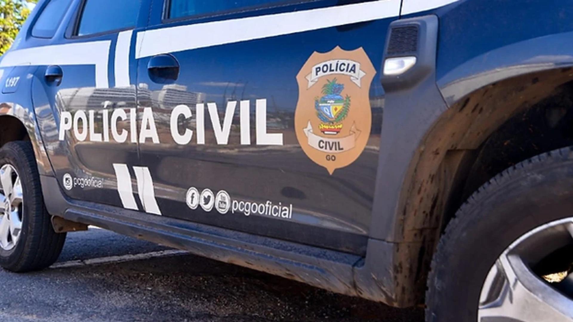 Polícia Civil investiga as circunstâncias em que policial aposentado foi encontrado em estado gravíssimo dentro de casa. (Foto: Reprodução)