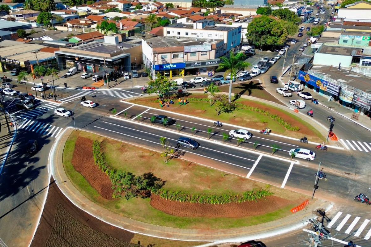 Novas vias no cruzamento da Avenida Castelo Branco com a Rua 250