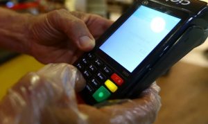 Governo cria novo sistema de pagamento que separa os impostos automaticamente no momento da compra
