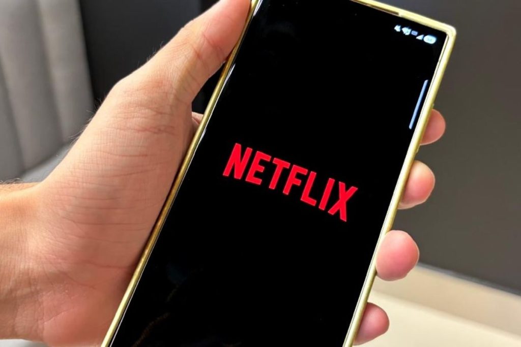 Juíza de Goiânia determina que Netflix esconda identidade de mulher exibida em série "Máfia dos Tigres
